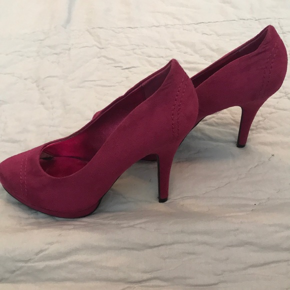 Xappeal Shoes Xappeal Fuchsia Heels Poshmark